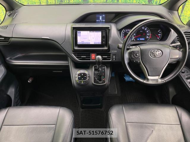 Toyota NOAH 2014-12 8282850-1