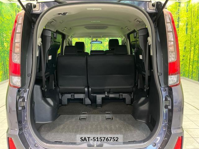 Toyota NOAH 2014-12 8282850-10