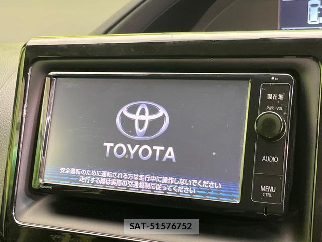 Toyota NOAH 2014-12 8282850-2