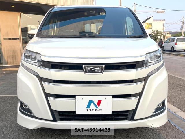 Toyota NOAH 2017-09 8283053-18