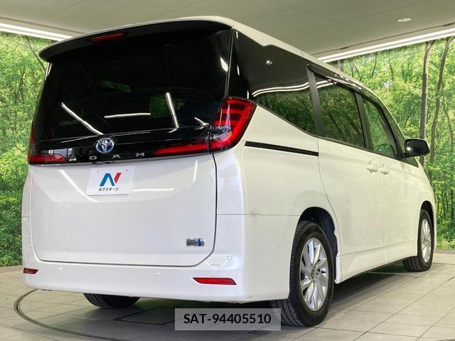 Toyota NOAH 2023-06 8283298-16