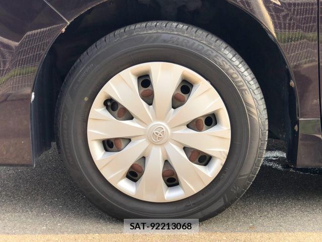 Toyota NOAH 2018-03 8283391-14