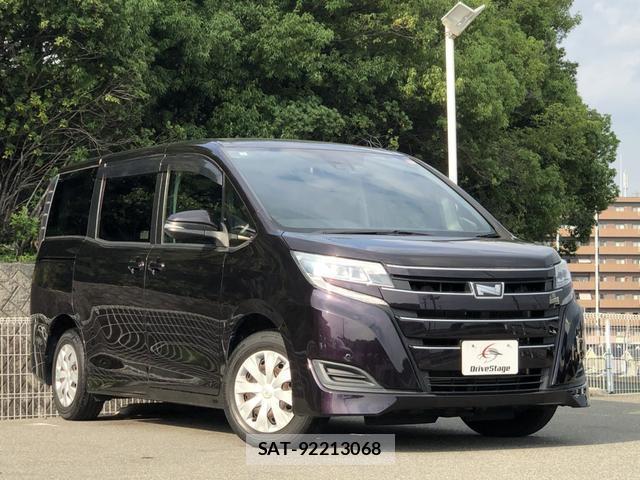 Toyota NOAH 2018-03 8283391-2