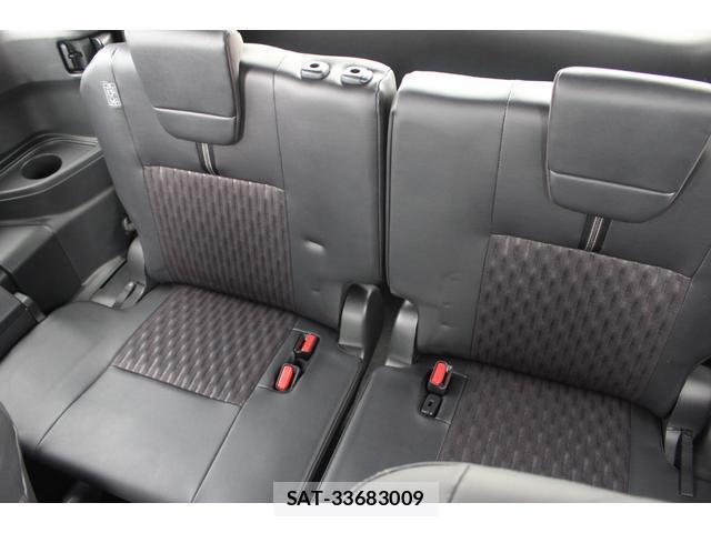 Toyota NOAH 2023-02 8283496-13
