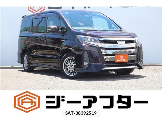 Toyota NOAH 2018-02 8283556-0