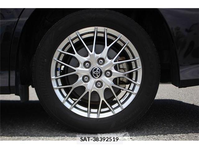 Toyota NOAH 2018-02 8283556-19