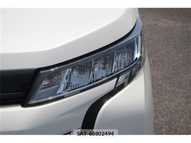 Toyota NOAH 2025-05 8283562-19