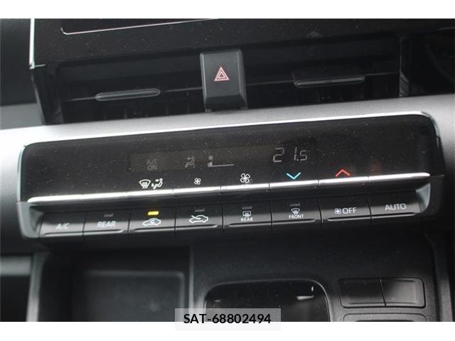 Toyota NOAH 2025-05 8283562-4