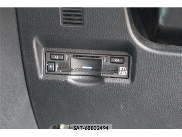 Toyota NOAH 2025-05 8283562-5