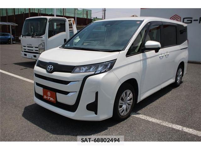 Toyota NOAH 2025-05 8283562-9