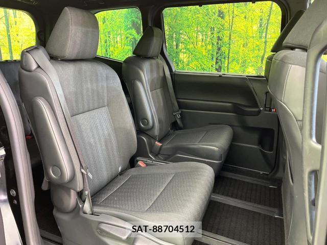 Toyota NOAH 2023-07 8283587-7