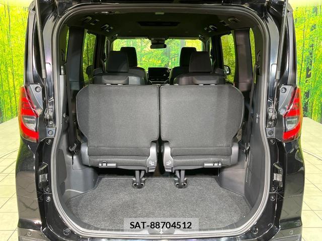 Toyota NOAH 2023-07 8283587-9