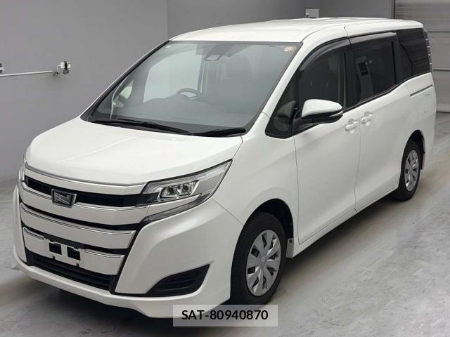 Toyota NOAH 2019-07 8283854-1
