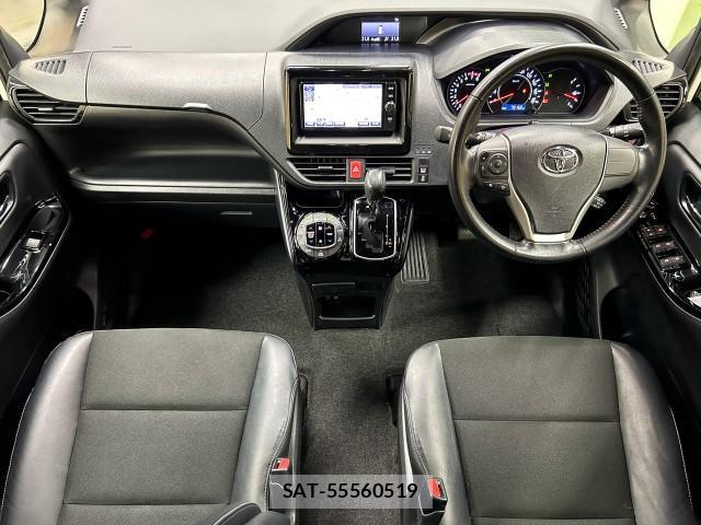 Toyota NOAH 2018-03 8283865-9