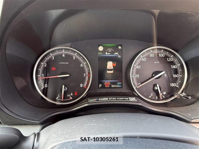 Toyota NOAH 2022-07 8284448-6