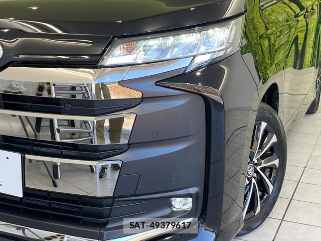 Toyota NOAH 2023-06 8284931-12