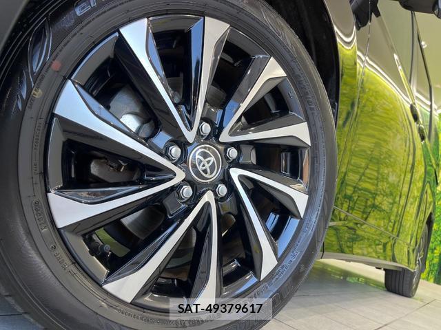 Toyota NOAH 2023-06 8284931-13