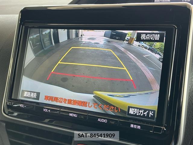 Toyota NOAH 2018-01 8285032-13