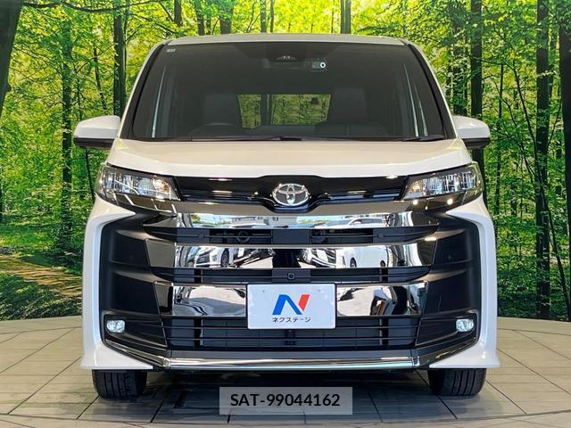 Toyota NOAH 2025-11 8285180-14