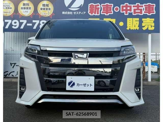 Toyota NOAH 2018-01 8285258-10