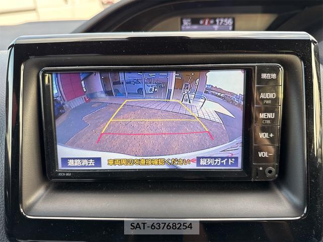 Toyota NOAH 2021-03 8285411-2