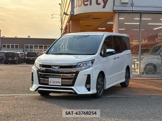Toyota NOAH 2021-03 8285411-3
