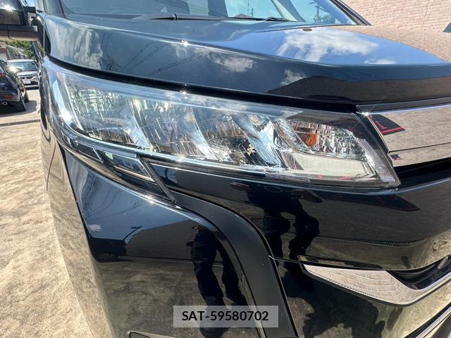 Toyota NOAH 2022-04 8285445-16