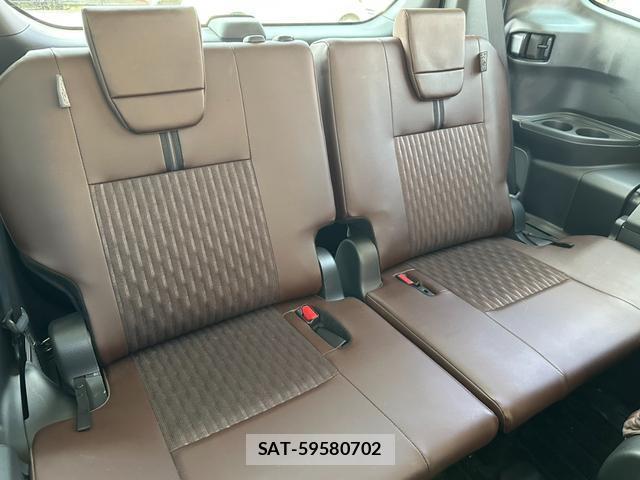 Toyota NOAH 2022-04 8285445-19
