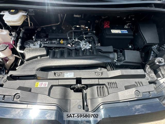 Toyota NOAH 2022-04 8285445-7