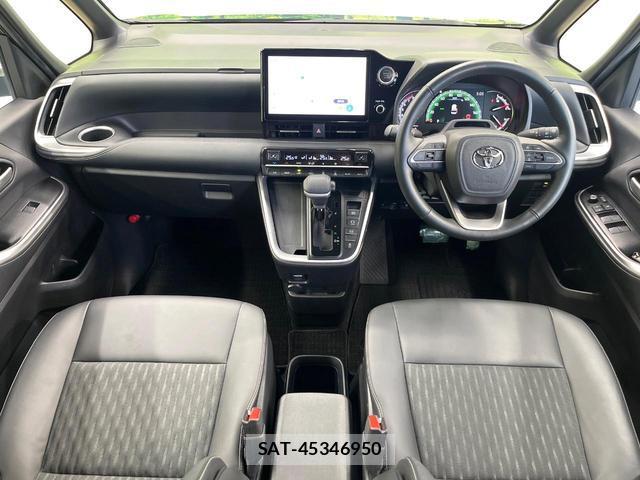 Toyota NOAH 2022-10 8285466-1