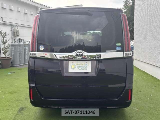 Toyota NOAH 2017-09 8285484-16