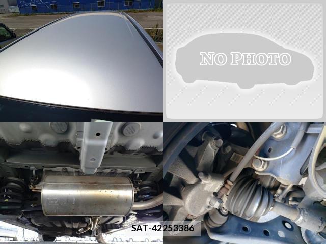 Toyota NOAH 2013-07 8285715-6