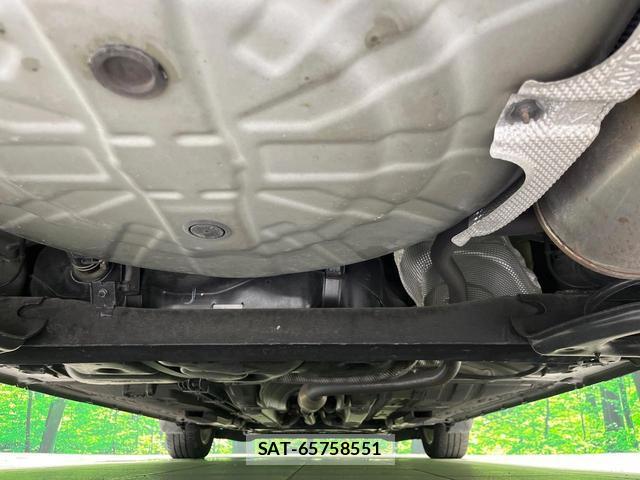 Nissan NOTE 2017-08 8276710-18