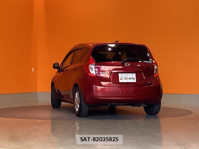 Nissan NOTE 2013-06 8276745-8