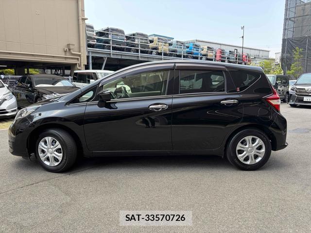 Nissan NOTE 2017-05 8276815-12