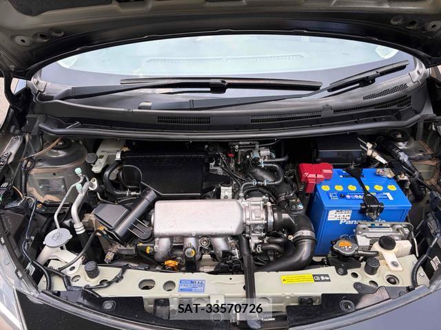 Nissan NOTE 2017-05 8276815-18