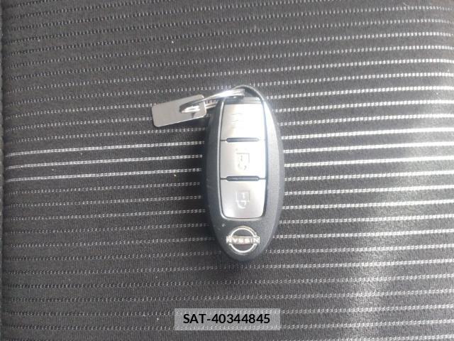 Nissan NOTE 2021-07 8277145-14