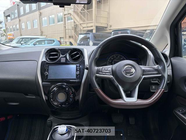 Nissan NOTE 2017-10 8277296-1