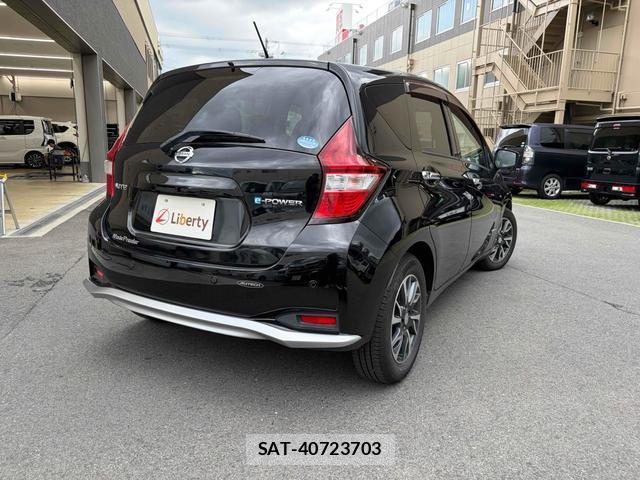 Nissan NOTE 2017-10 8277296-13