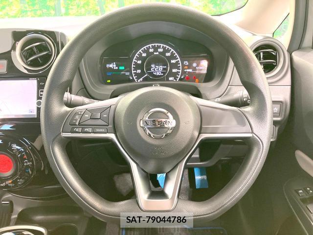 Nissan NOTE 2017-02 8277656-11