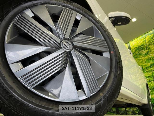 Nissan NOTE 2023-08 8278007-12