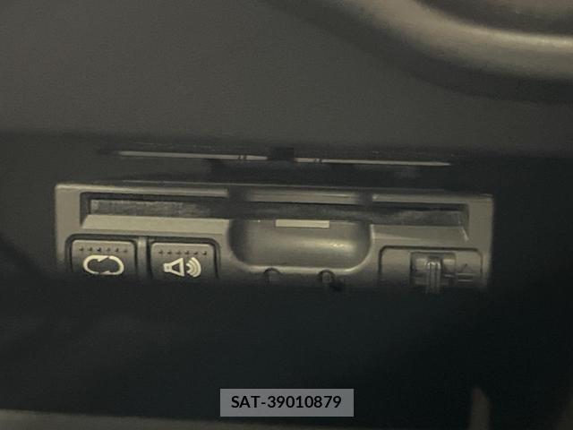 Nissan NOTE 2014-03 8278077-4