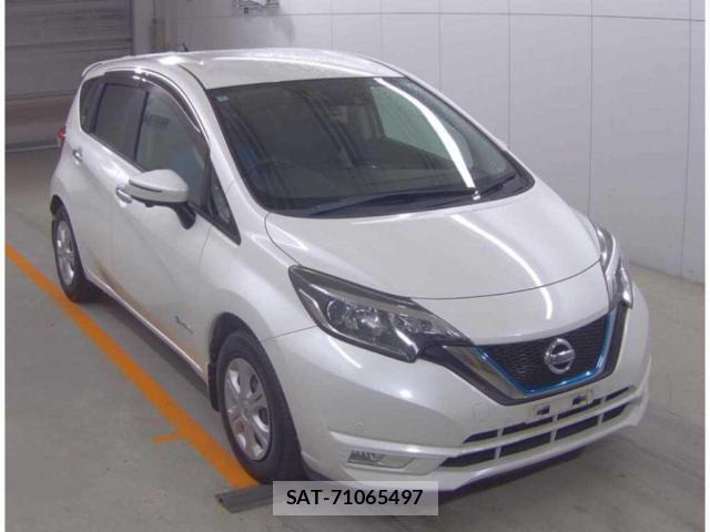 Nissan NOTE 2018-05 8278436-0