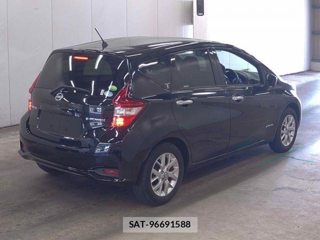 Nissan NOTE 2019-07 8278488-1