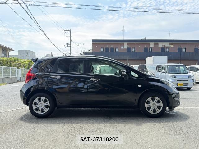 Nissan NOTE 2013-07 8278847-11