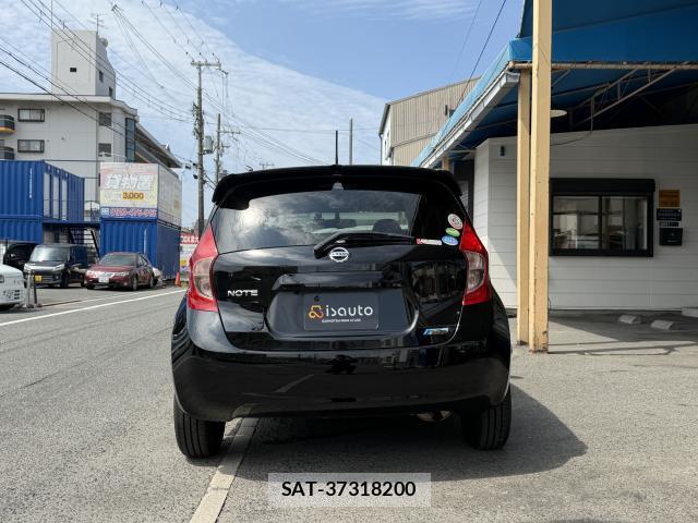 Nissan NOTE 2013-07 8278847-12