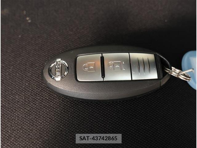Nissan NOTE 2021-05 8279105-16