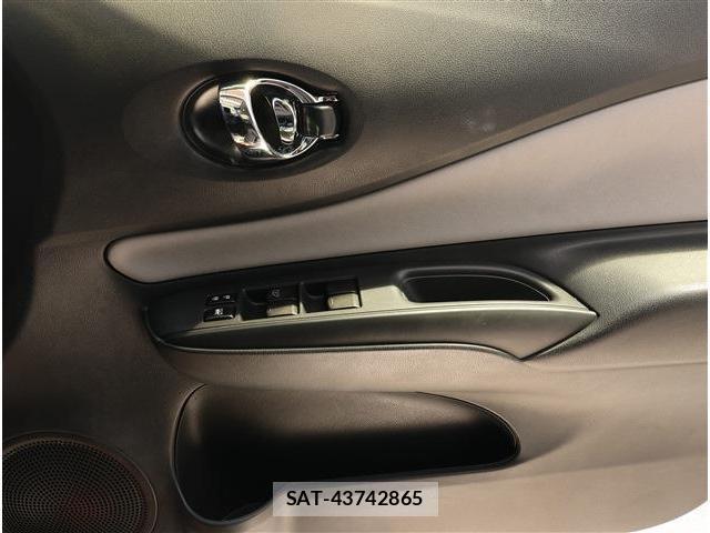 Nissan NOTE 2021-05 8279105-4