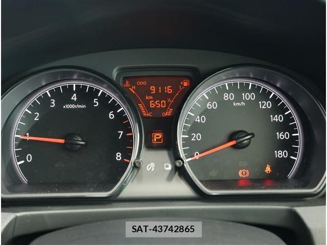 Nissan NOTE 2021-05 8279105-7