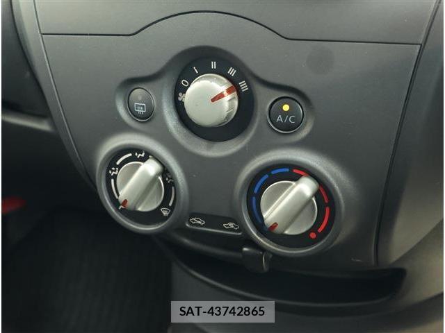Nissan NOTE 2021-05 8279105-8